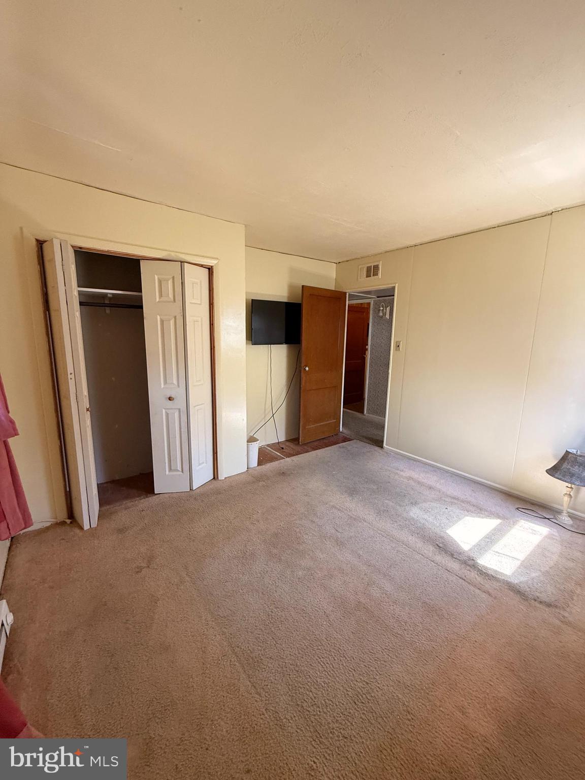 419 Iowa Avenue Delanco, NJ 08075 - Photo 7 of 14 a view of empty room