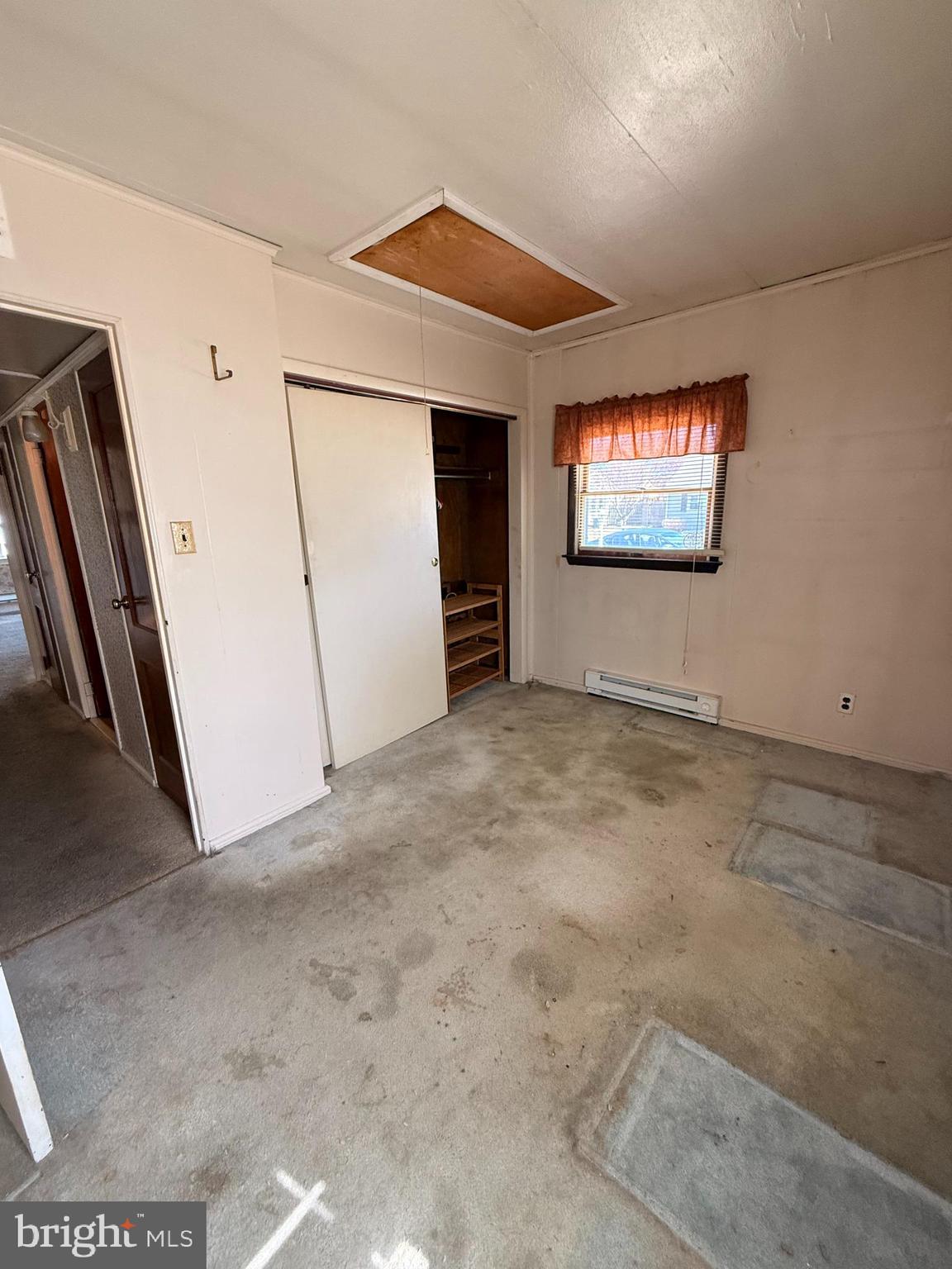 419 Iowa Avenue Delanco, NJ 08075 - Photo 8 of 14 a view of room with projector and screen