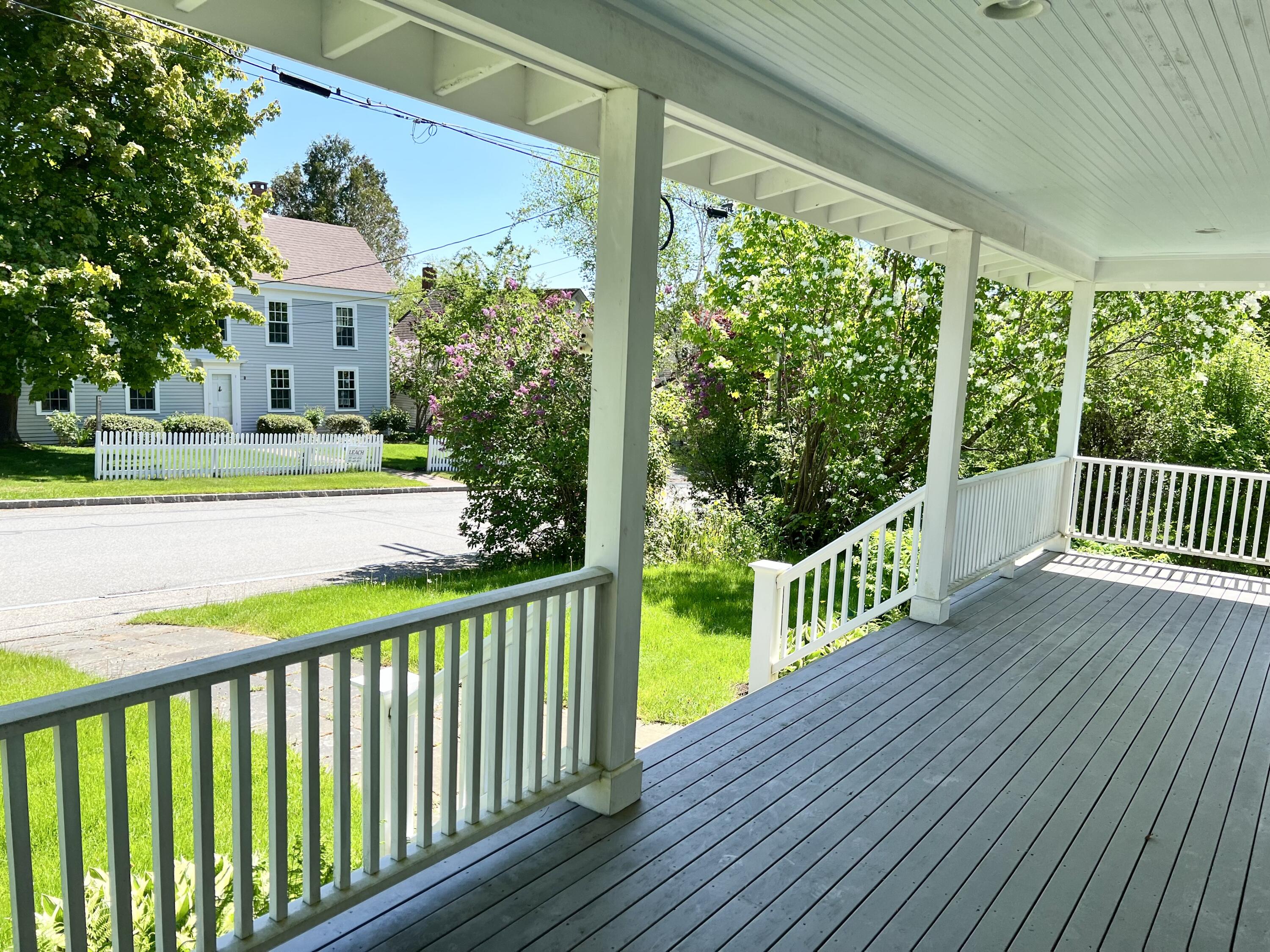 18 Green Street Castine, ME 04421 - Photo 3 of 38 IMG_2528