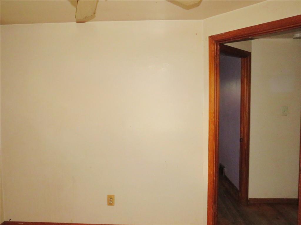 214 Erwin Place McKees Rocks, PA 15136 - Photo 20 of 25 a bathroom with a shower