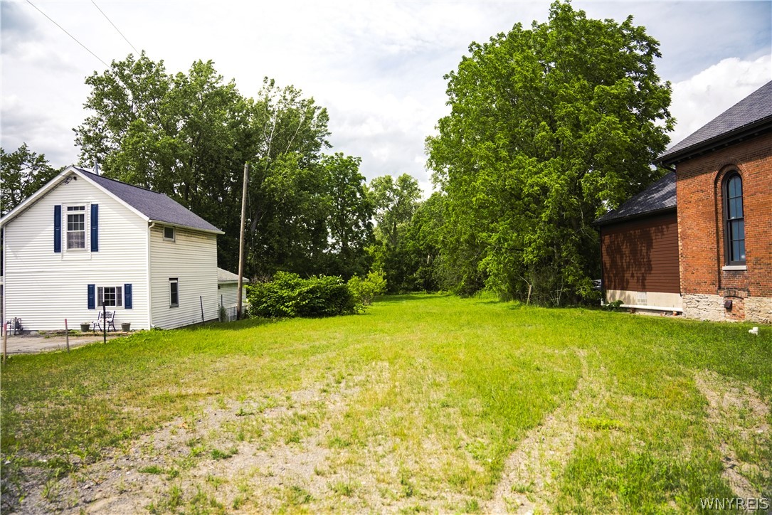 10668 Main Street Clarence, NY 14031 - Photo 13 of 21