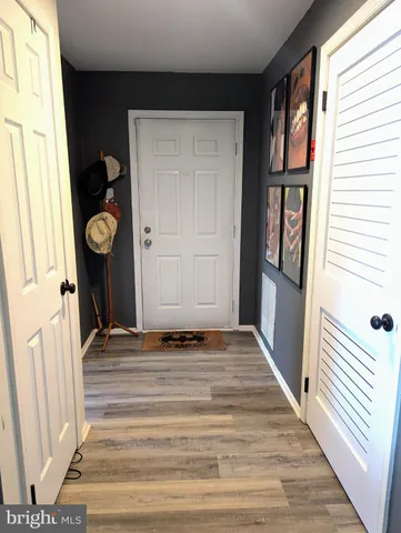 $259,999 | 409 Silvia Street, Ewing, NJ 08628