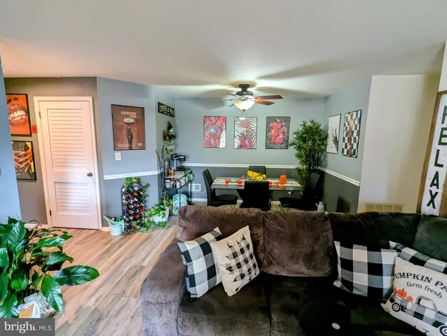 $259,999 | 409 Silvia Street, Ewing, NJ 08628