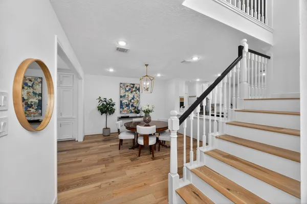 $835,000 | 32 Mellow Leaf Court, The Woodlands, TX 77381