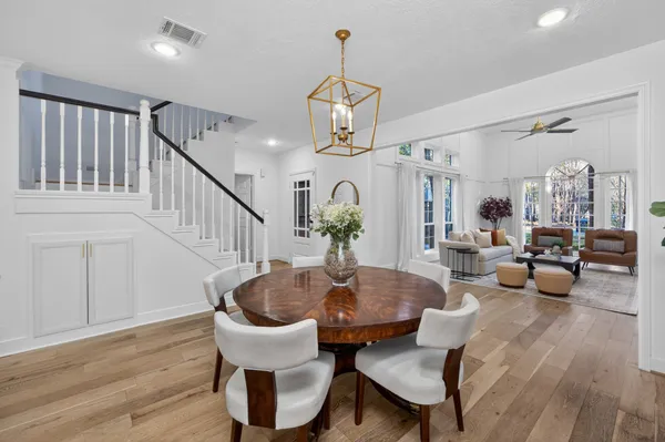 $835,000 | 32 Mellow Leaf Court, The Woodlands, TX 77381