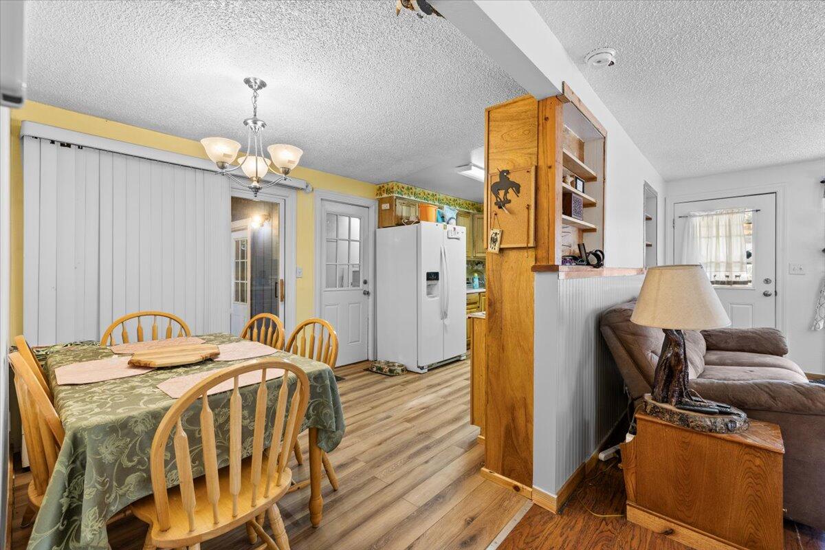 850 Laurel Avenue Butte Falls, OR 97522 - Photo 7 of 26 08-CI_7254