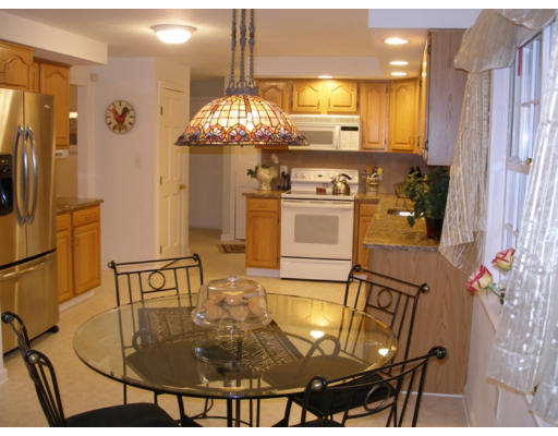 49 Sudbury Road Ashland, MA 01721 - Photo 3 of 20 Gallery Image 3
