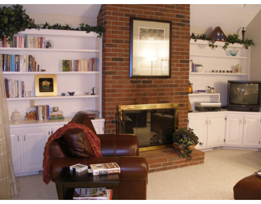 49 Sudbury Road Ashland, MA 01721 - Photo 10 of 20 Gallery Image 10