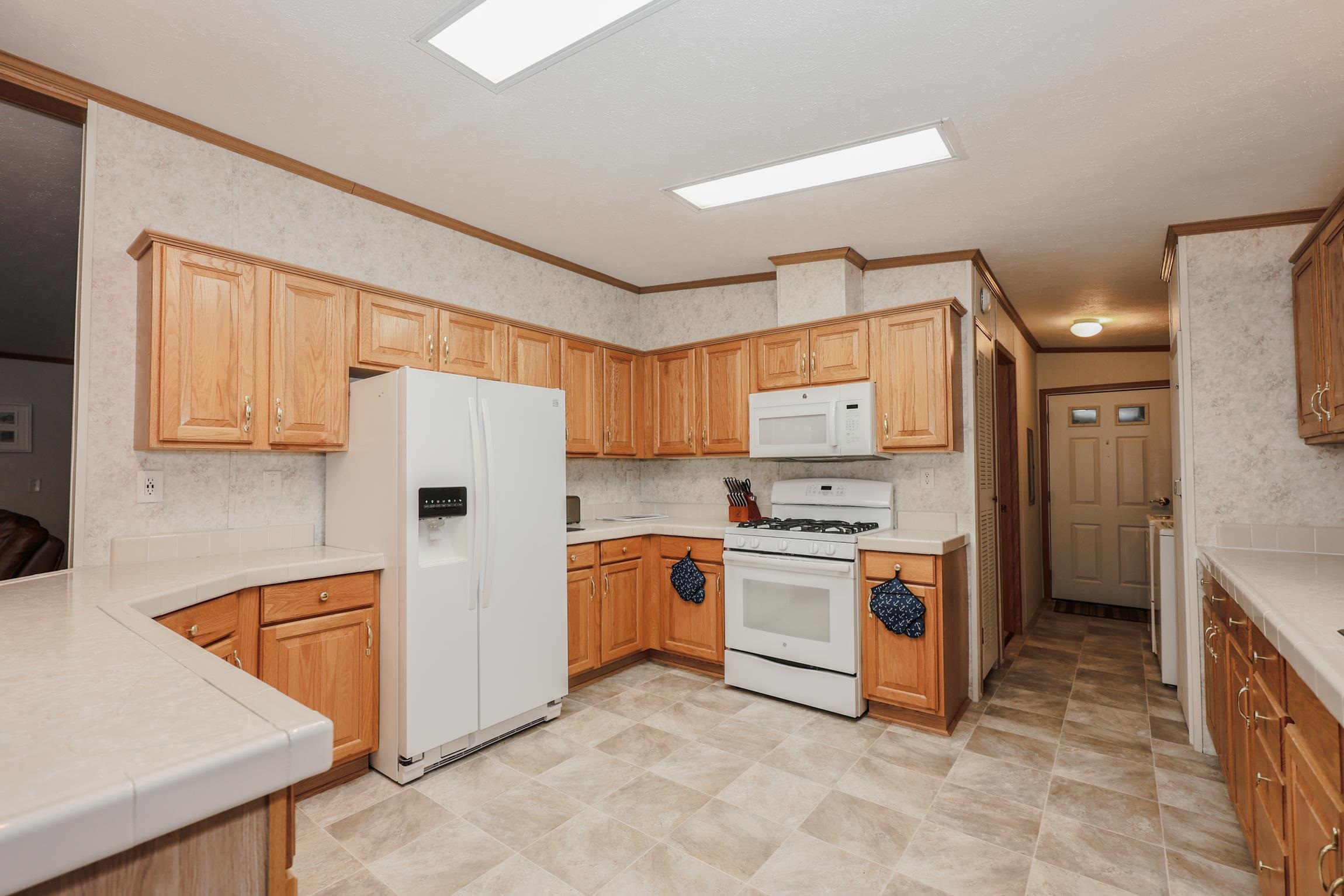 8 Deanna Road Belmont, NH 03220 - Photo 5 of 39 Gallery Image 5
