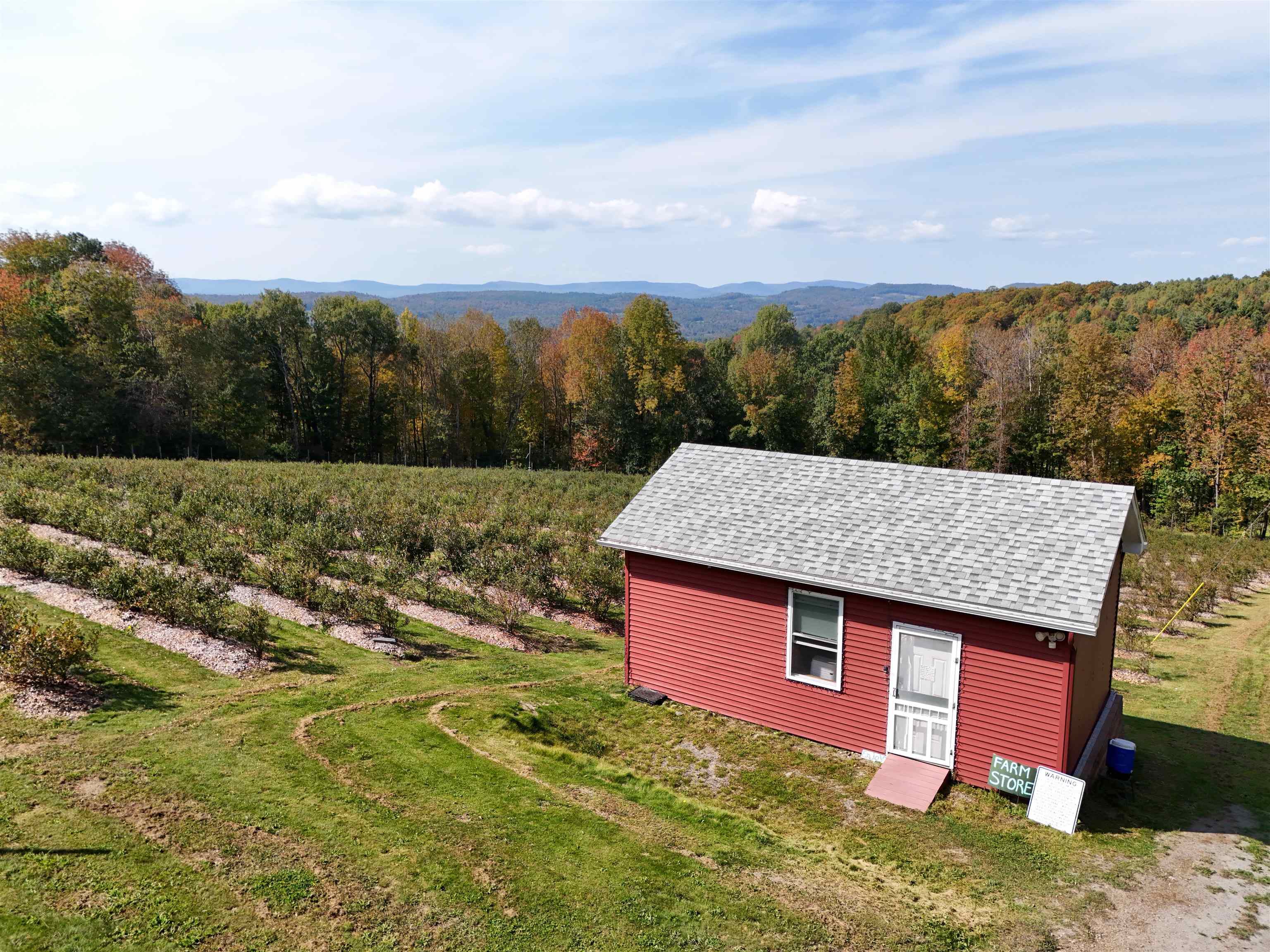 2557 Spaulding Road St. Johnsbury, VT 05819 - Photo 7 of 36 Gallery Image 7