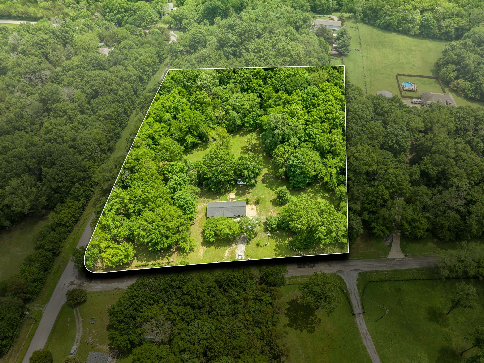 1670 Elmore Road Eagleville, TN 37060 - Photo 8 of 63 Gallery Image 8