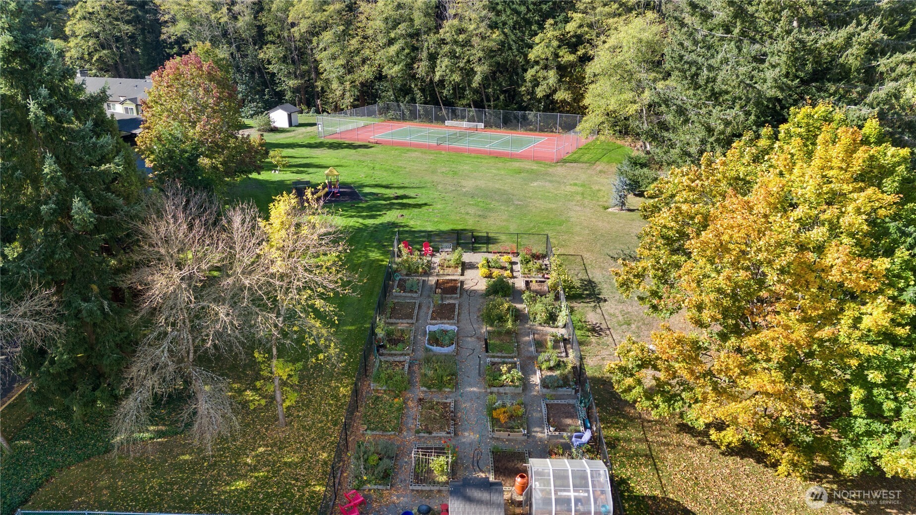 31500 33rd Place Southwest, Unit N103 Federal Way, WA 98023 - Photo 19 of 25 a view of outdoor space and yard