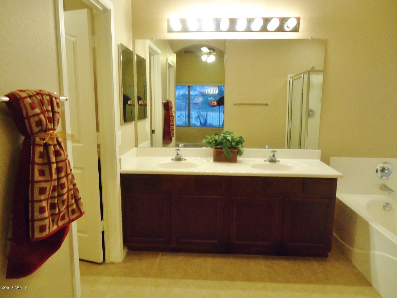 4087 East Rustler Way Gilbert, AZ 85297 - Photo 19 of 28 master bath _