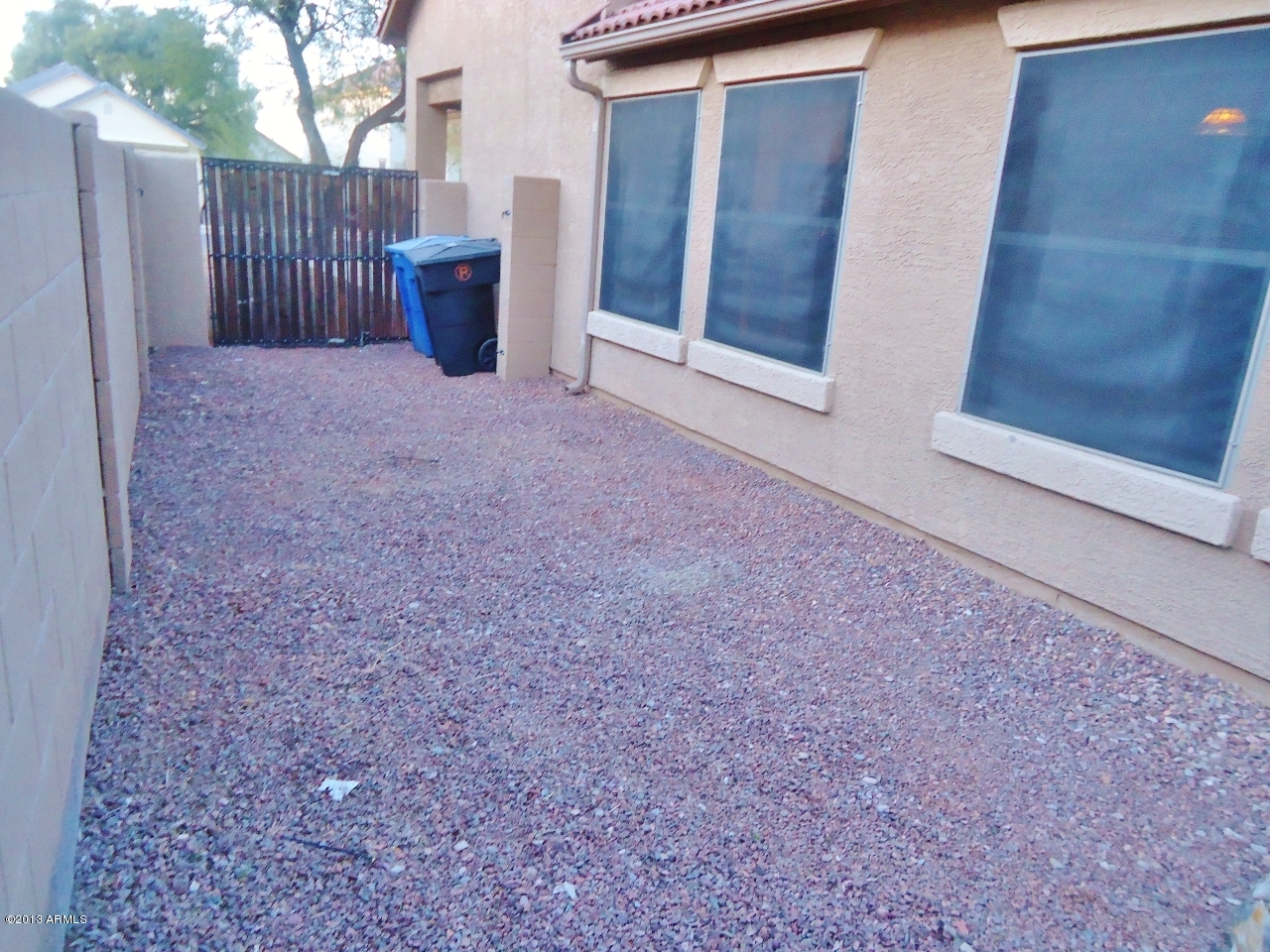 4087 East Rustler Way Gilbert, AZ 85297 - Photo 26 of 28 side yard