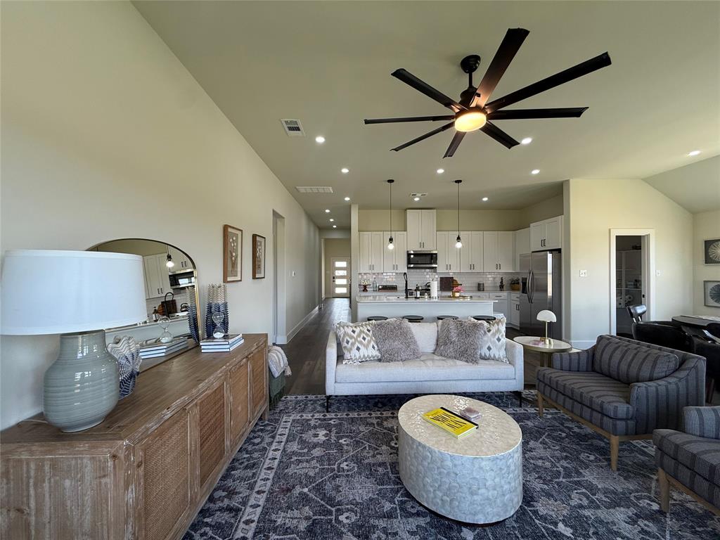 201 Reliance Road Godley, TX 76044 - Photo 7 of 29 Gallery Image 7