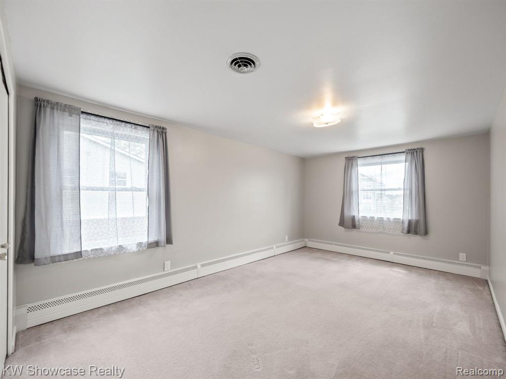 30728 West 14 Mile Road West Bloomfield, MI 48322 - Photo 18 of 30