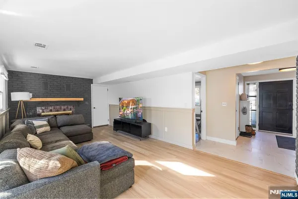 $699,000 | 11 Grover Street, Roxbury Township, NJ 07876