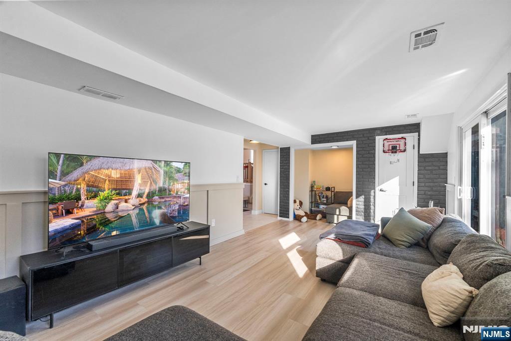 11 Grover Street Roxbury Township, NJ 07876 - Photo 7 of 50