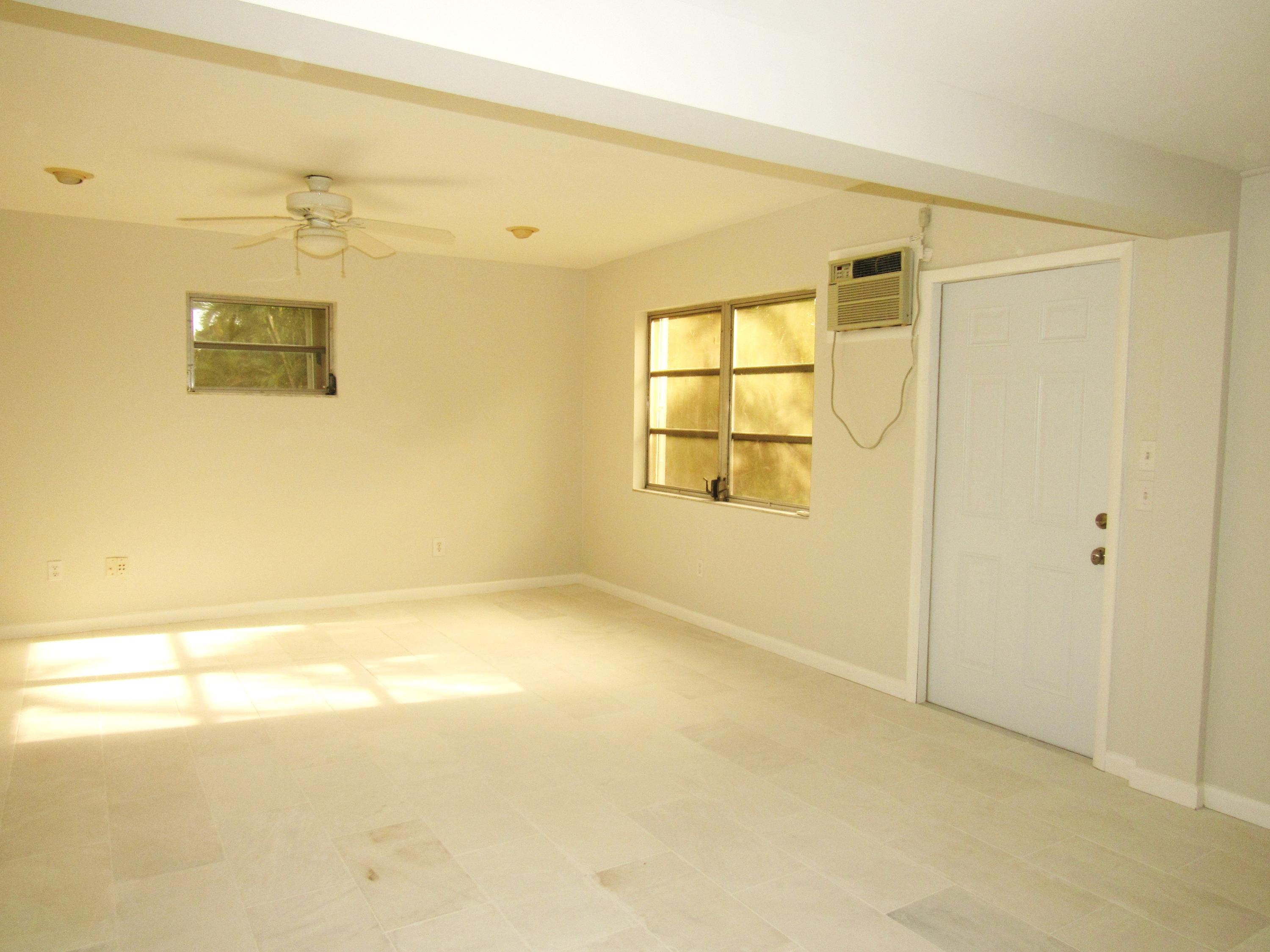 5374 Southeast Harbor Terrace Stuart, FL 34997 - Photo 13 of 20 master 2 harbor