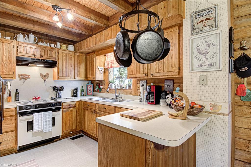 3912 North Main Street High Point, NC 27265 - Photo 12 of 37 Gallery Image 12