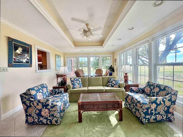 $399,900 | 9879 Steel City Road, Benton, IL 62812