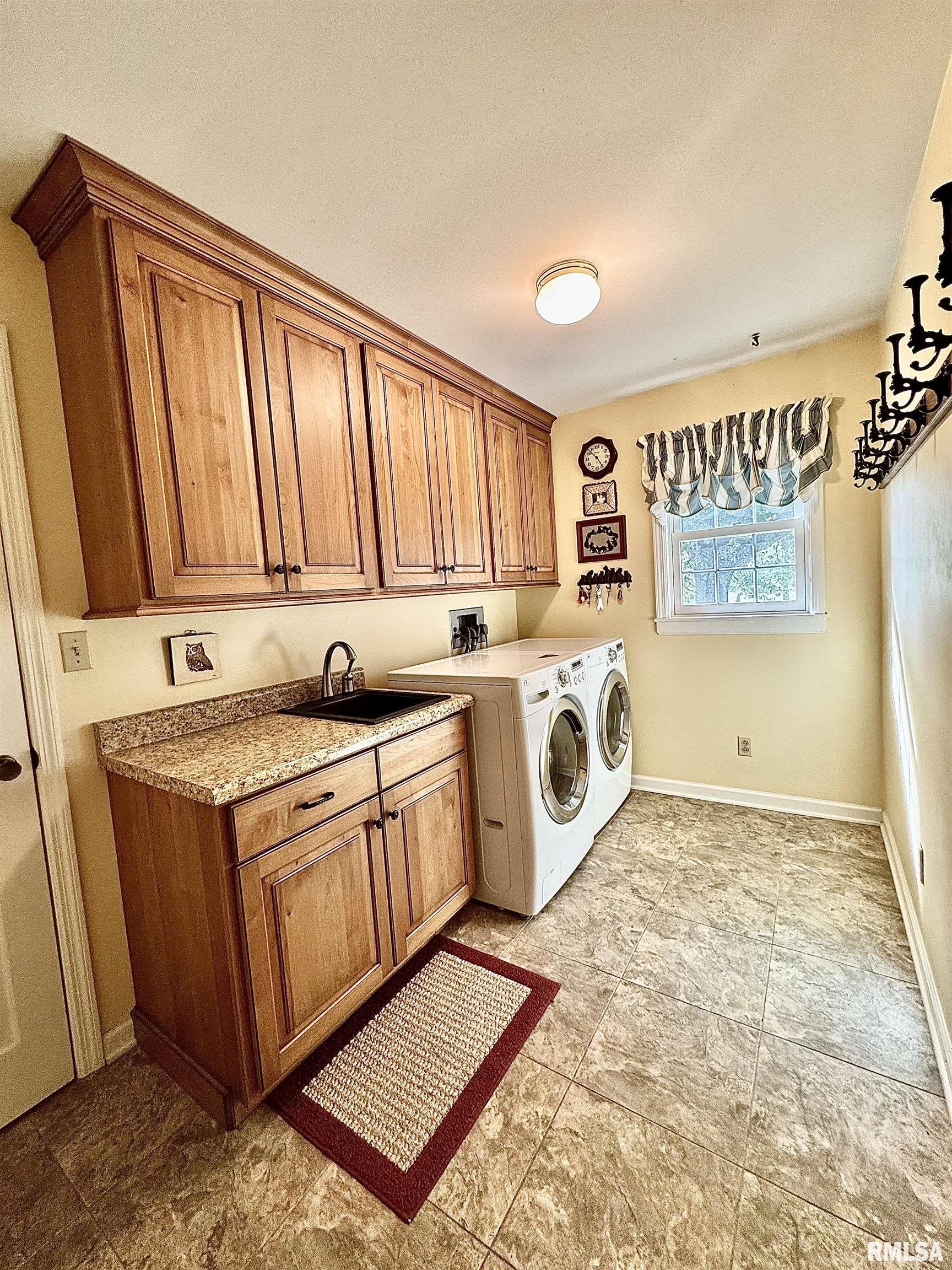 9879 Steel City Road Benton, IL 62812 - Photo 33 of 60