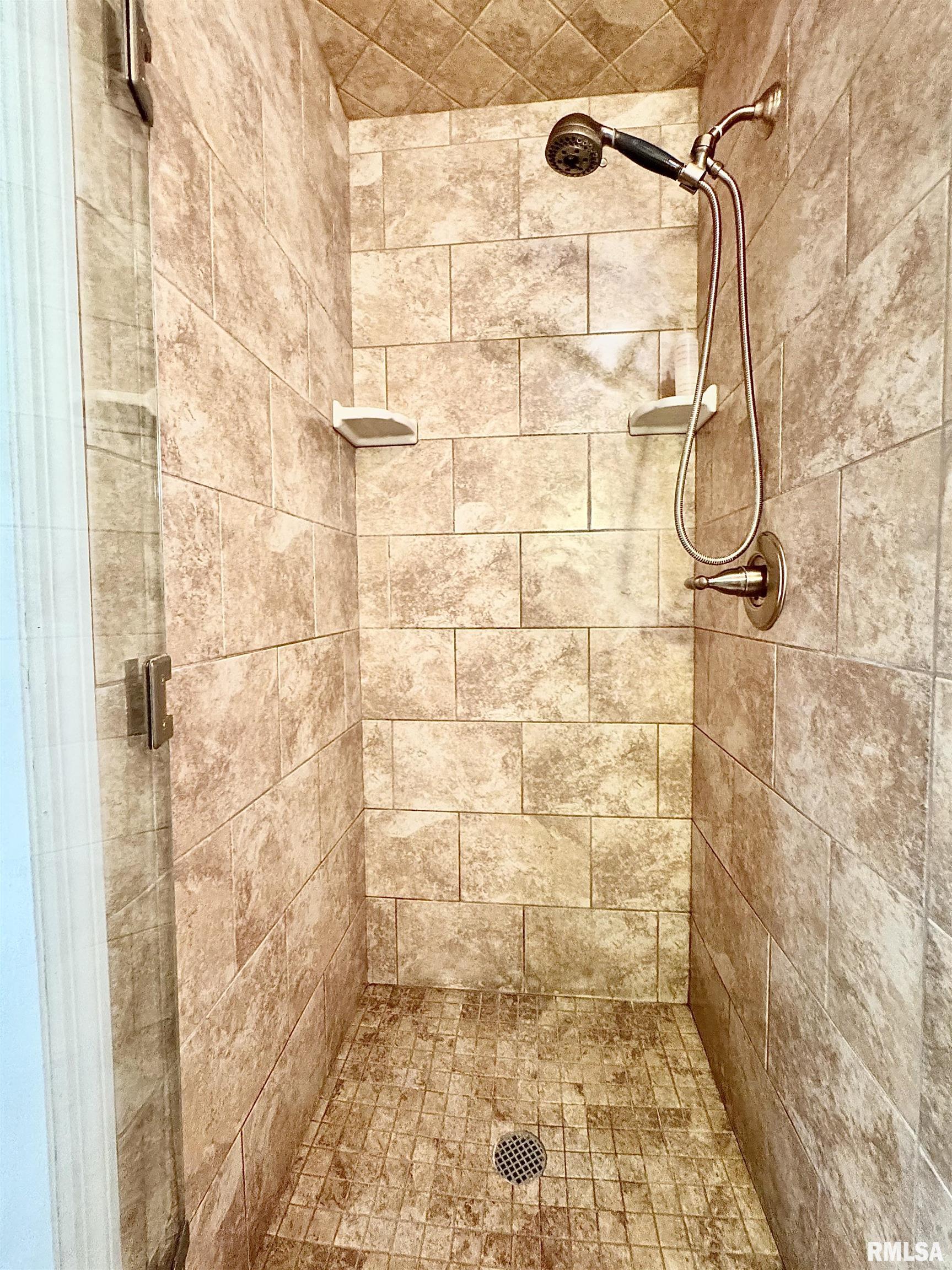 9879 Steel City Road Benton, IL 62812 - Photo 42 of 60