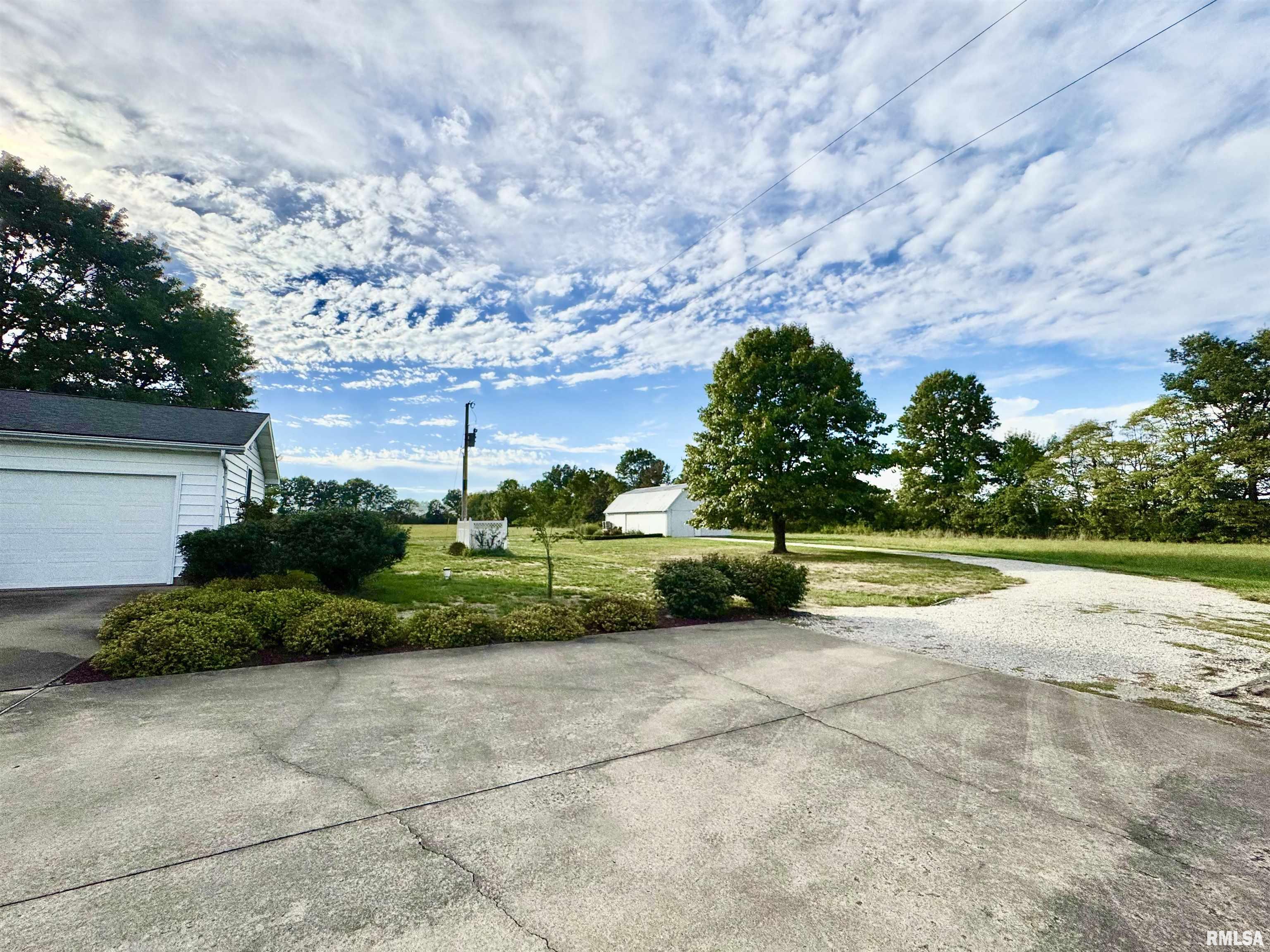 9879 Steel City Road Benton, IL 62812 - Photo 58 of 60