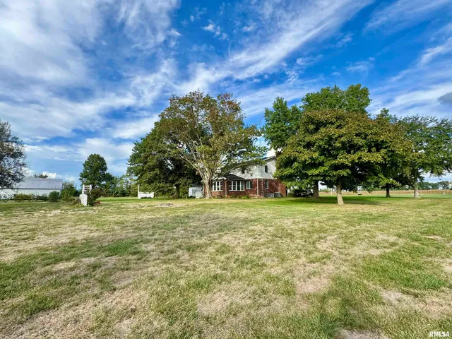 $399,900 | 9879 Steel City Road, Benton, IL 62812