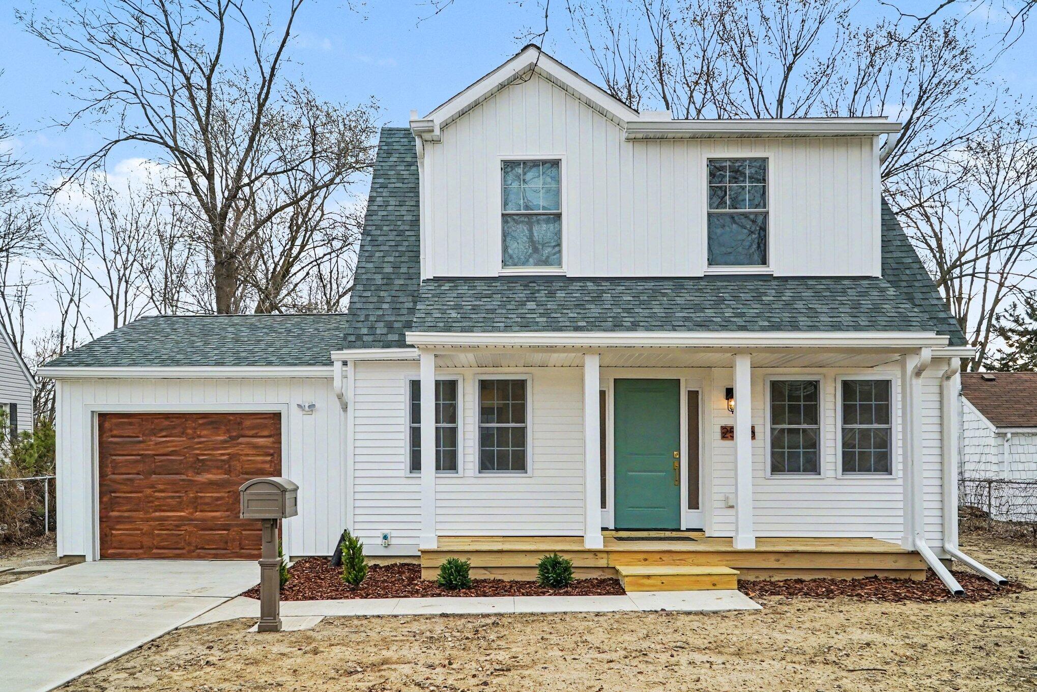 25316 Peter Kaltz Road Warren, MI 48091 - Photo 1 of 14 015_file_2915