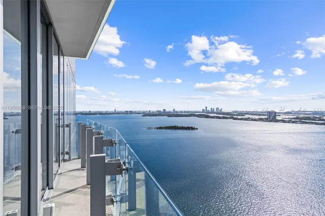 $4,350 | 700 Northeast 26th Terrace, Unit 2904, Miami, FL 33137