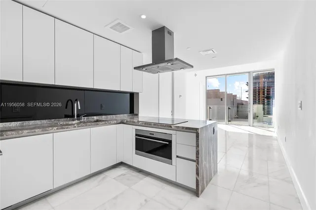 $4,350 | 700 Northeast 26th Terrace, Unit 2904, Miami, FL 33137