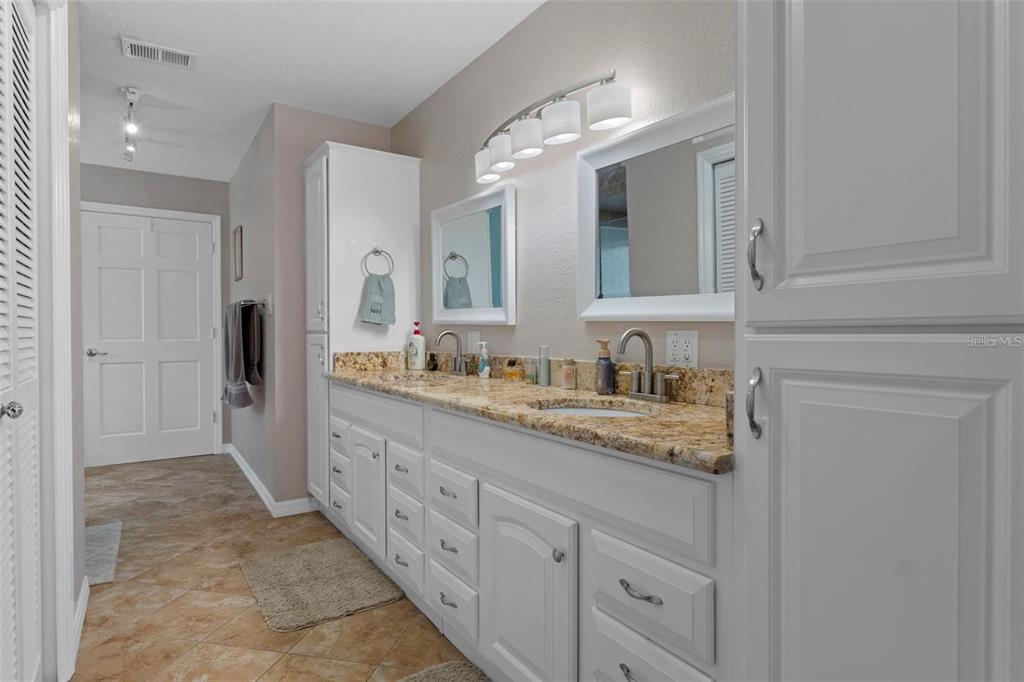 6475 Laurel Oak Drive Spring Hill, FL 34607 - Photo 16 of 37