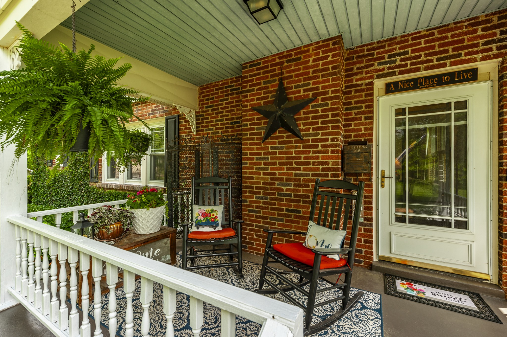 7255 Lebanon Road Lebanon, TN 37087 - Photo 25 of 55 a view of a two chairs in the balcony