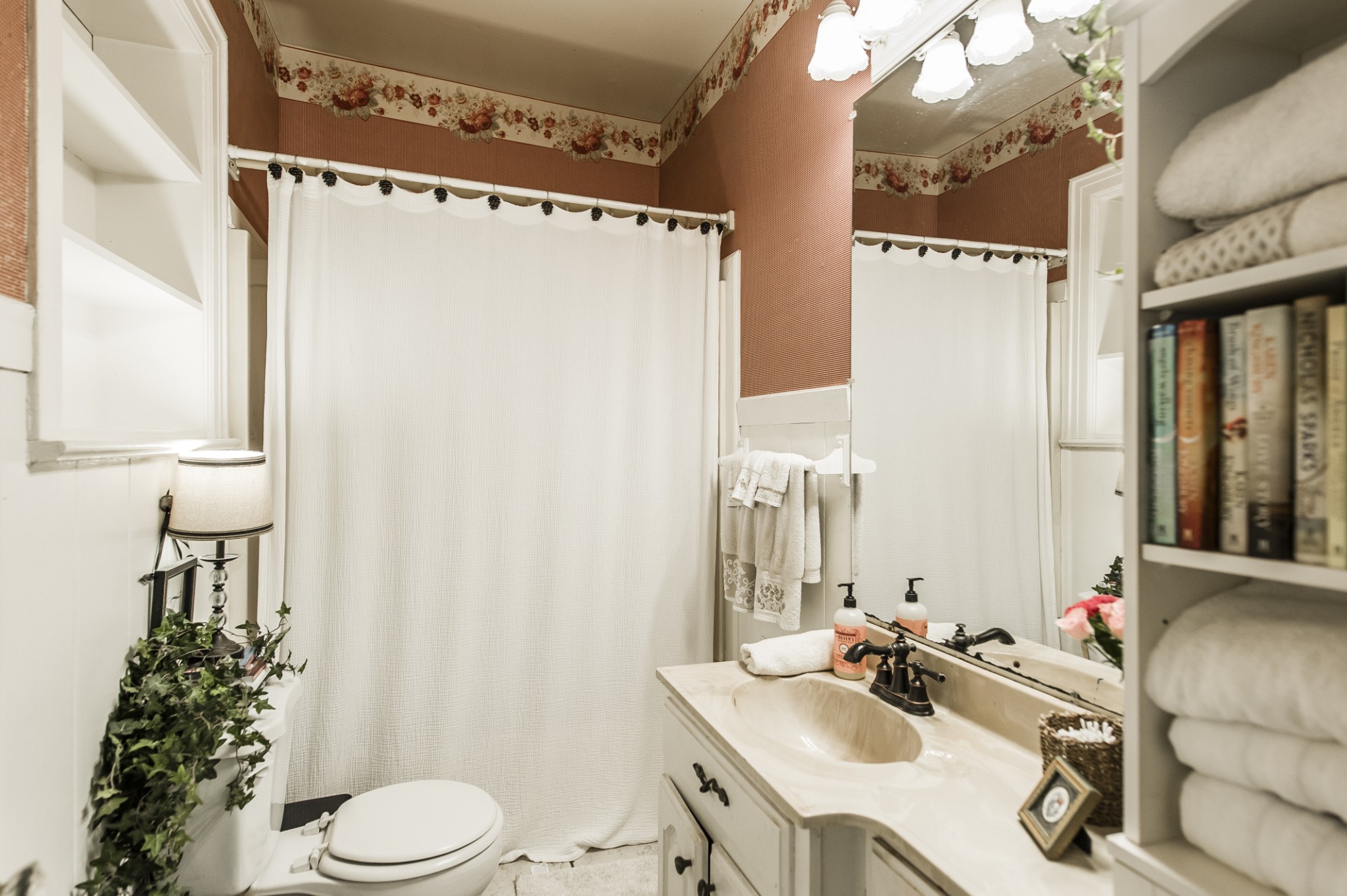 7255 Lebanon Road Lebanon, TN 37087 - Photo 37 of 55 a bathroom with a sink toilet and shower