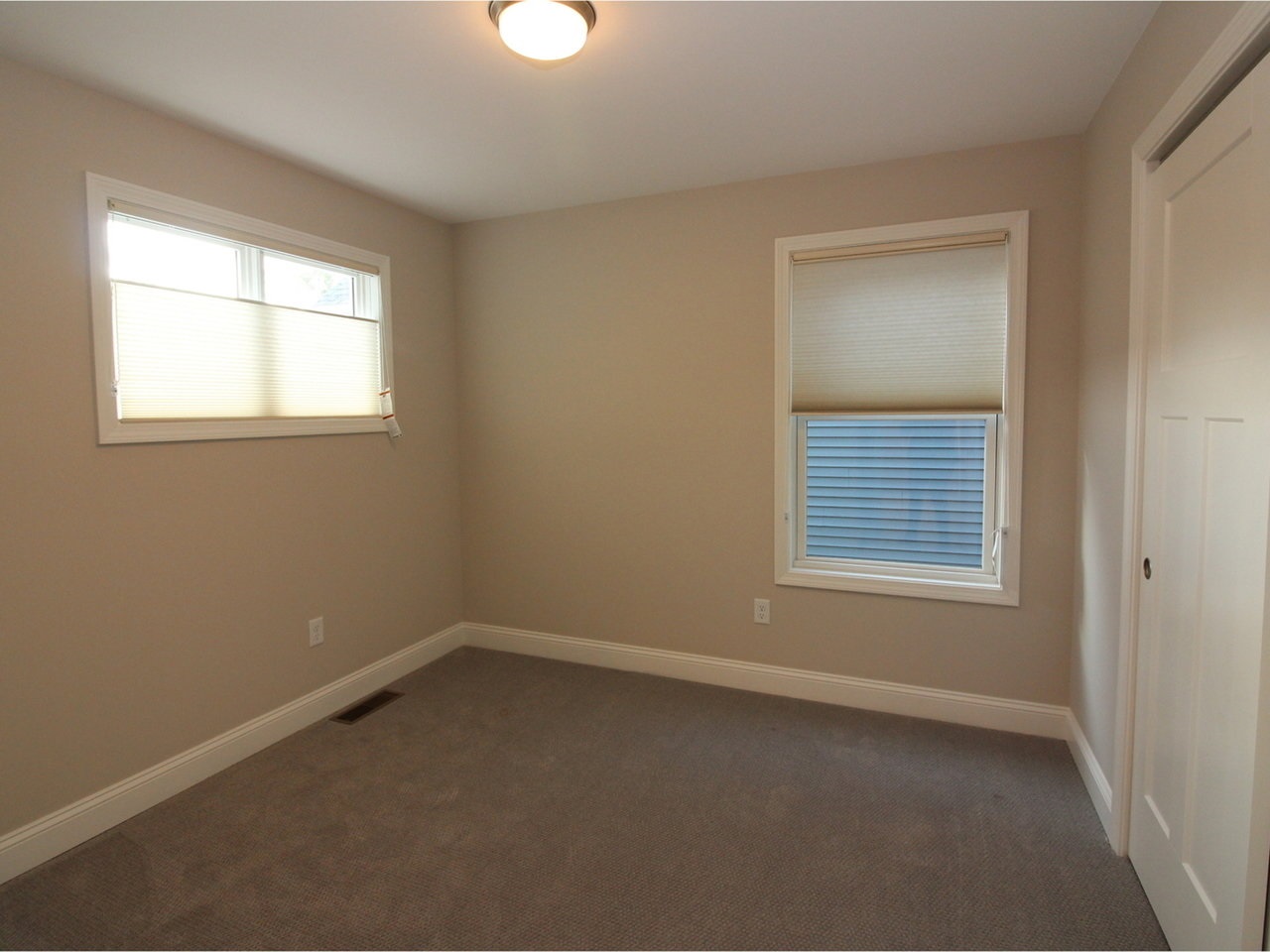 315 Obrien Farm Road South Burlington, VT 05403 - Photo 12 of 24 Gallery Image 12