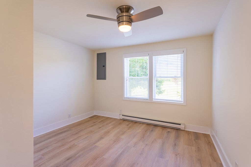 2095 West Ridge Road Wytheville, VA 24382 - Photo 21 of 48 Gallery Image 21