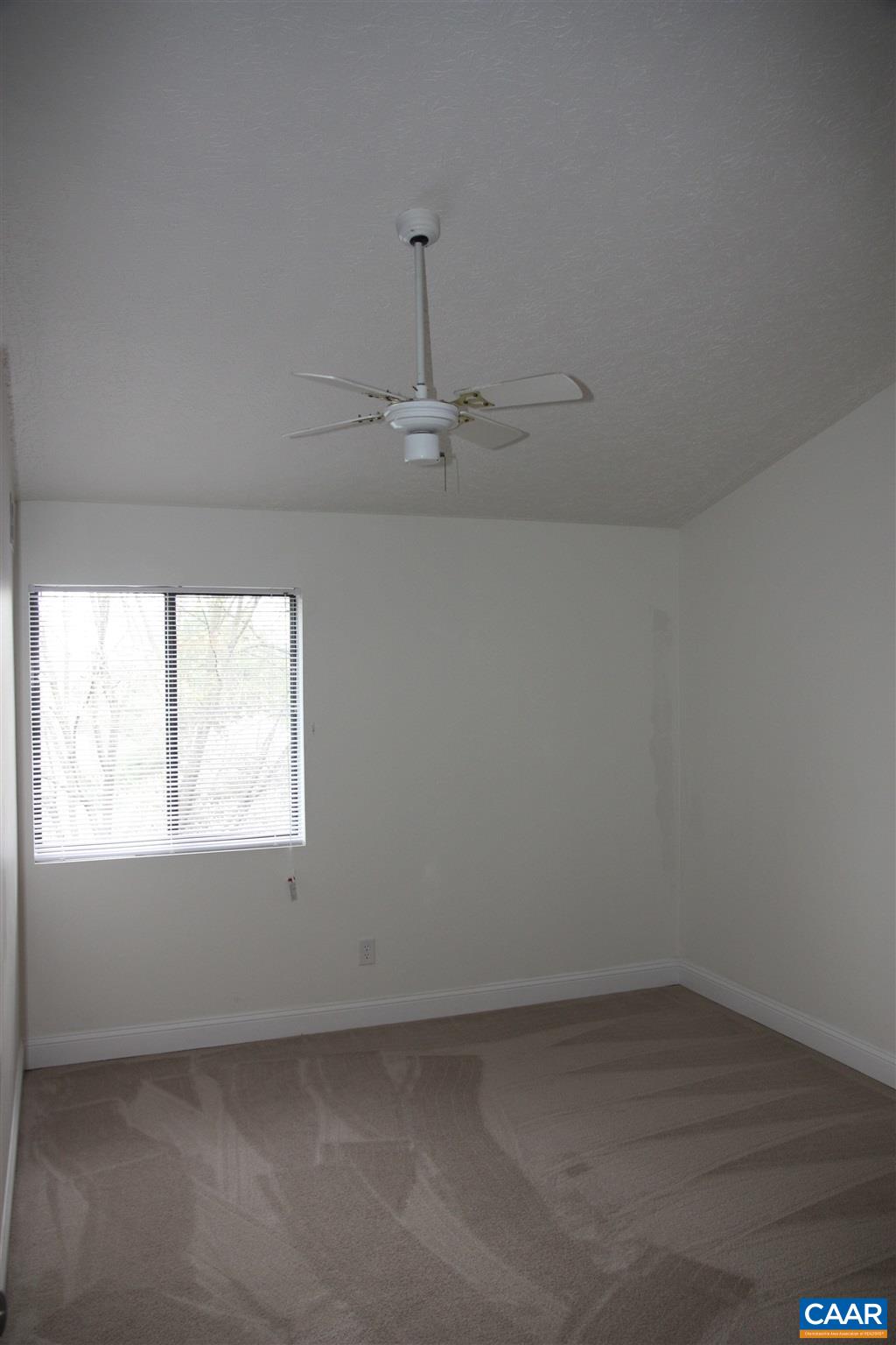 127 Turtle Creek Road, Unit 10 Charlottesville, VA 22901 - Photo 6 of 6 Gallery Image 6