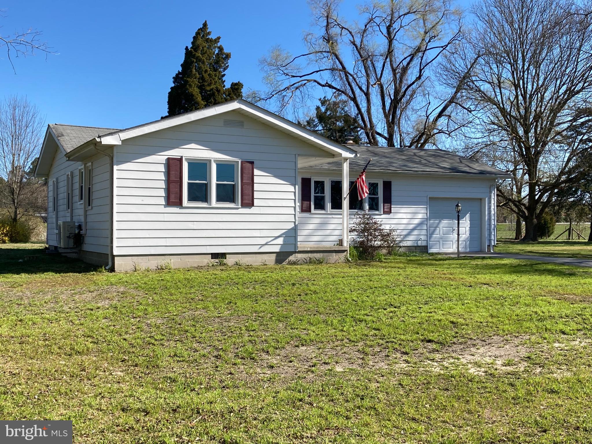 25539 Thomas Street Milton, DE 19968 - Photo 2 of 24 Front of home