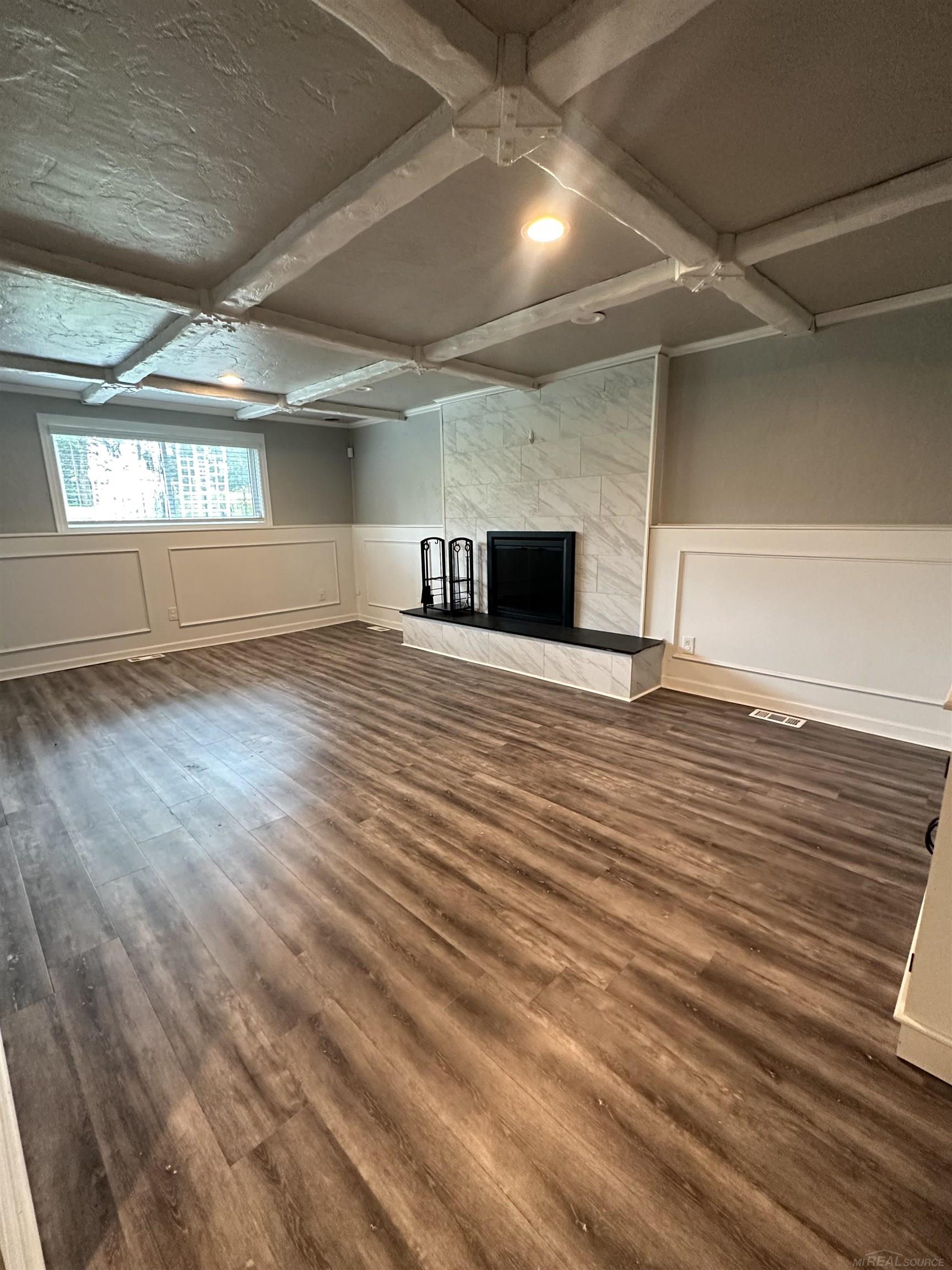 580 Longford Drive Rochester, MI 48309 - Photo 20 of 31 50117993-19.JPG