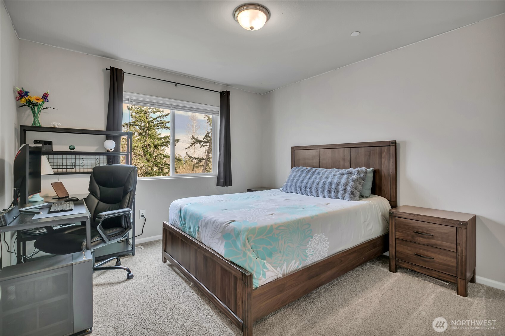 1226 Baker Hts Loop Bremerton, WA 98312 - Photo 33 of 40 a bedroom with a bed and a desk