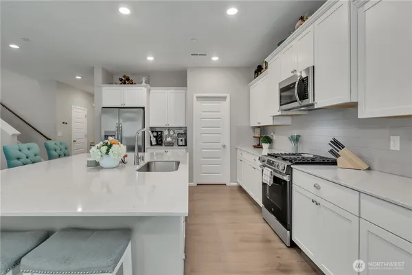 $690,000 | 1226 Baker Hts Loop, Bremerton, WA 98312