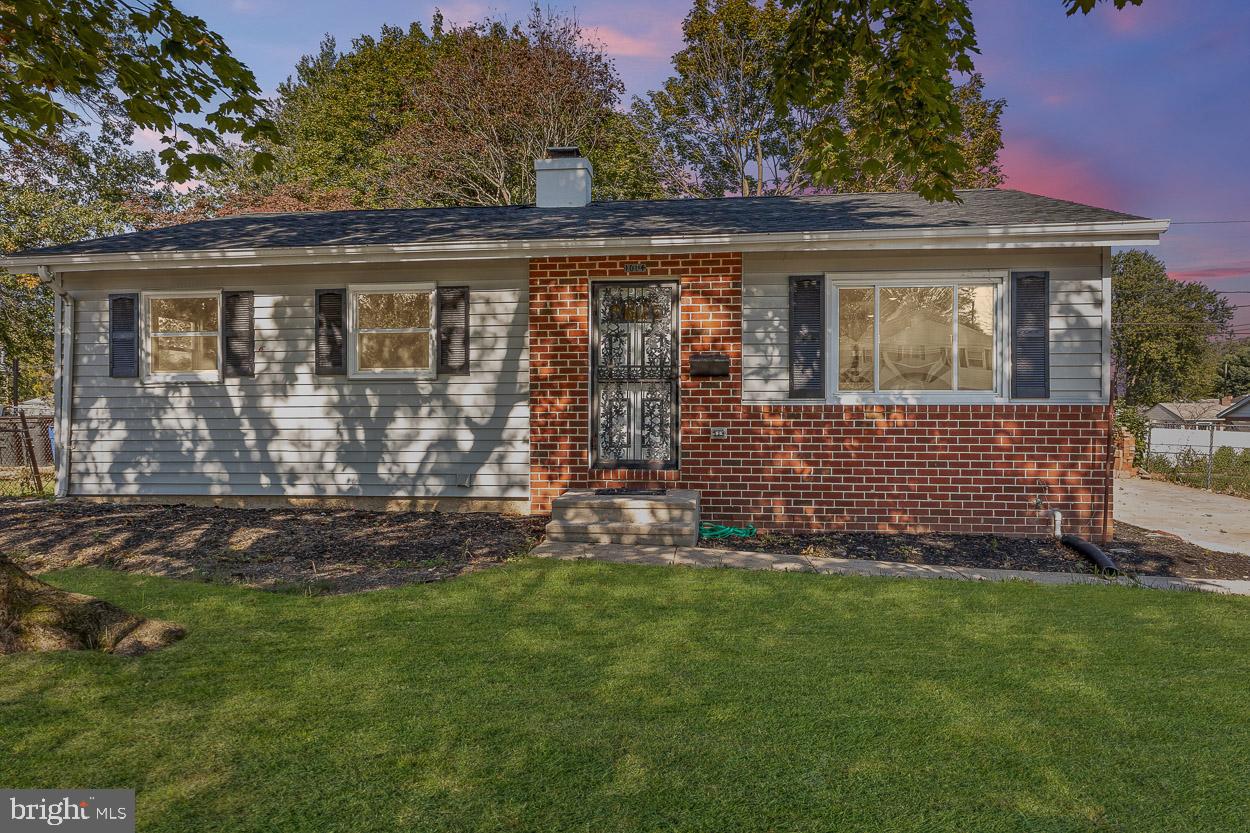 1004 Crosby Road Baltimore, MD 21228 - Photo 1 of 30