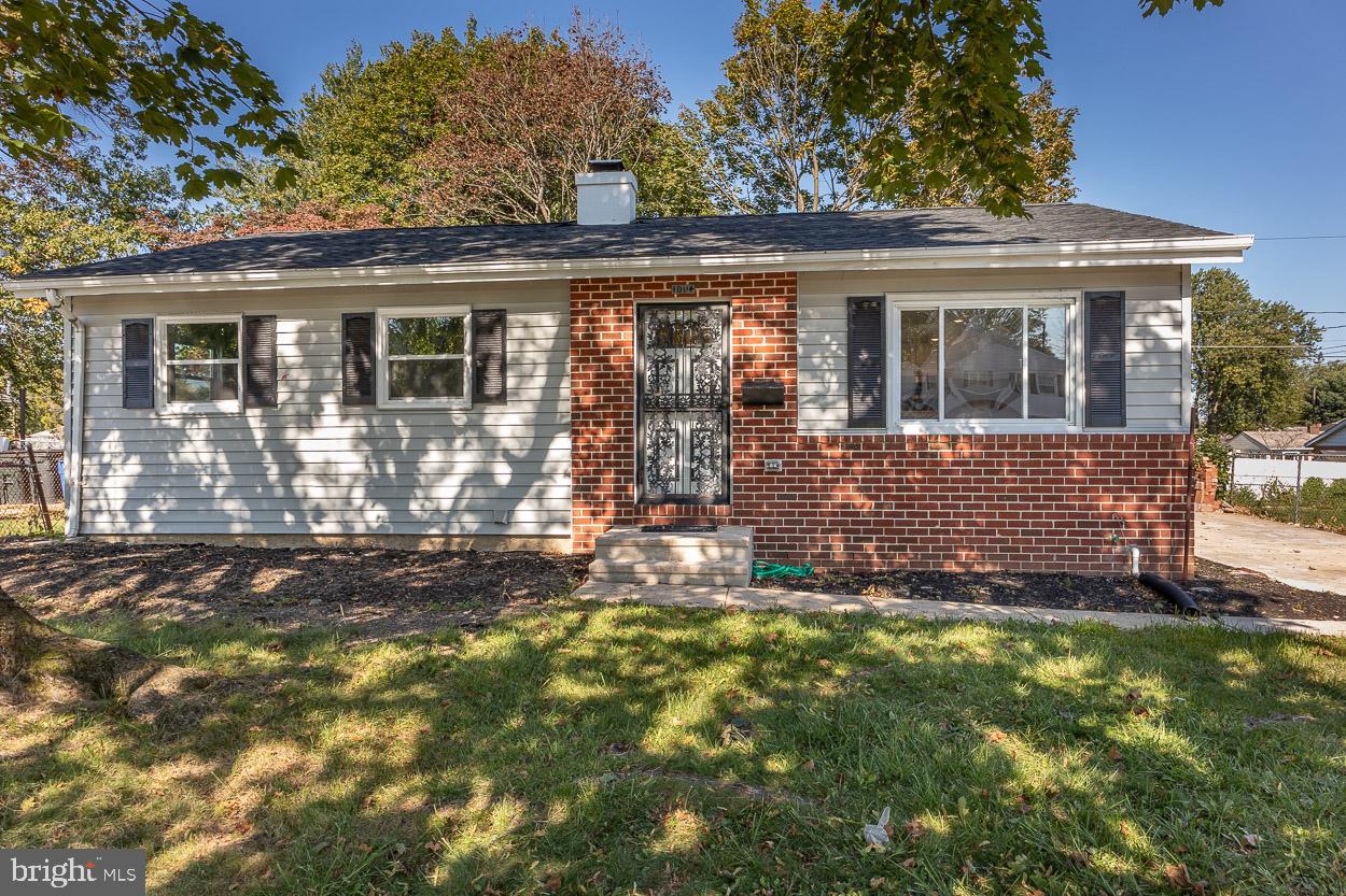 1004 Crosby Road Baltimore, MD 21228 - Photo 2 of 30