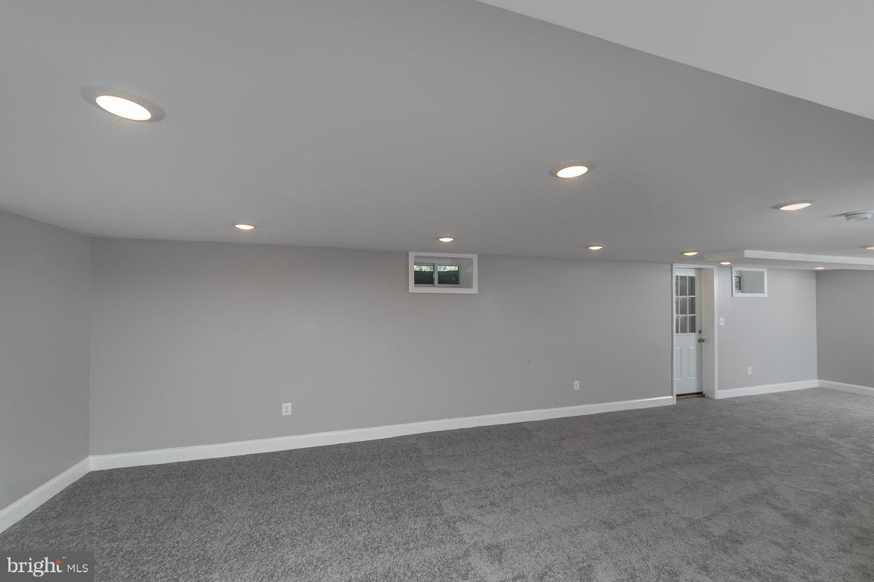 1004 Crosby Road Baltimore, MD 21228 - Photo 23 of 30