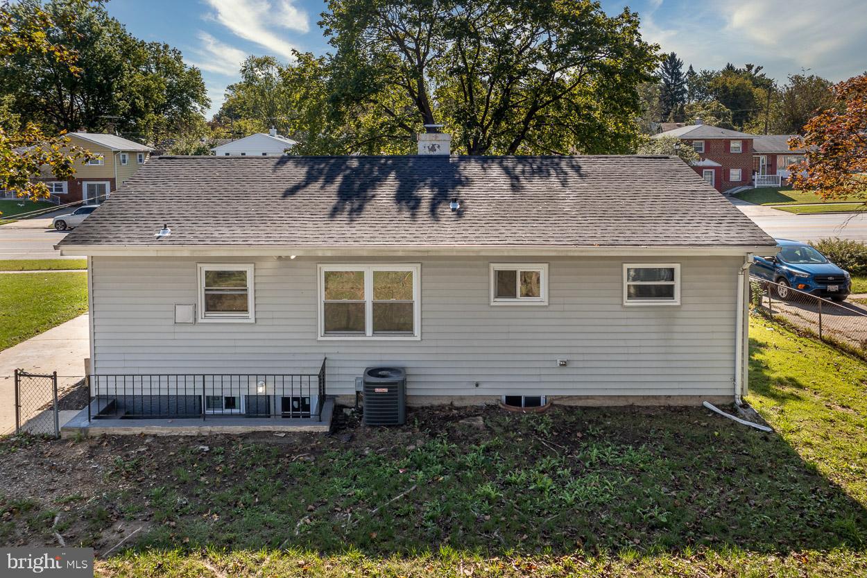 1004 Crosby Road Baltimore, MD 21228 - Photo 29 of 30