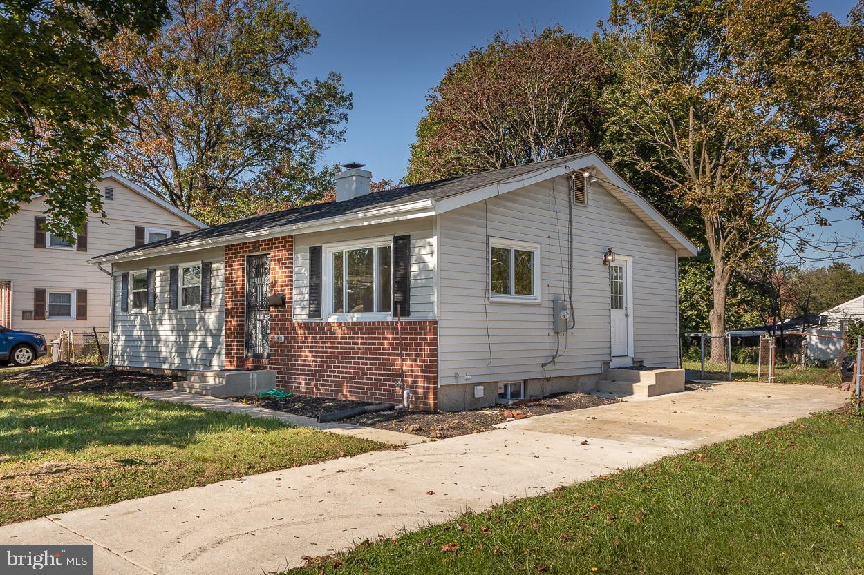 1004 Crosby Road Baltimore, MD 21228 - Photo 4 of 30