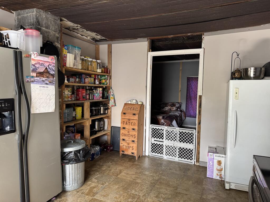 547 Smokey Br Road Danese, WV 25831 - Photo 8 of 31 Gallery Image 8