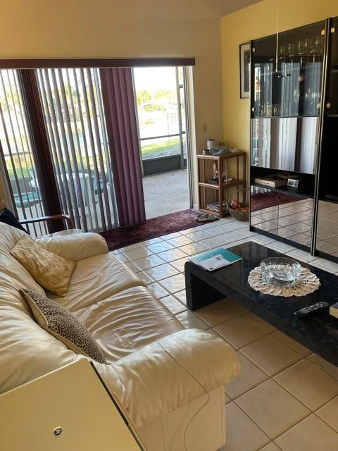 8481 Nadmar Avenue Boca Raton, FL 33434 - Photo 9 of 25 Photo 9