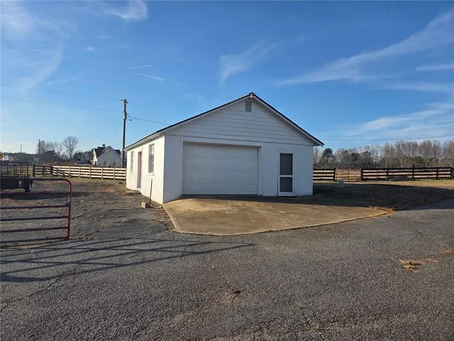 $2,200 | 5465 Jot Em Down Road, Cumming, GA 30041